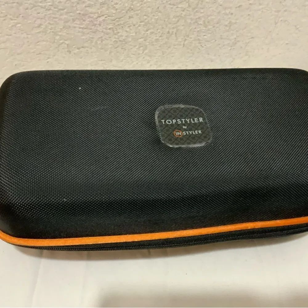 EUC Topstyler by InStyler Ceramic styling shell hair curlers and case.